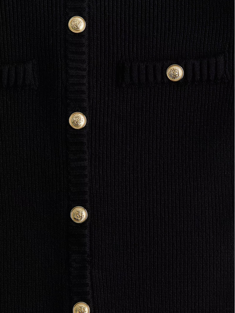 Valenzora | Geripptes Strickkleid mit Knöpfen und Brusttaschen