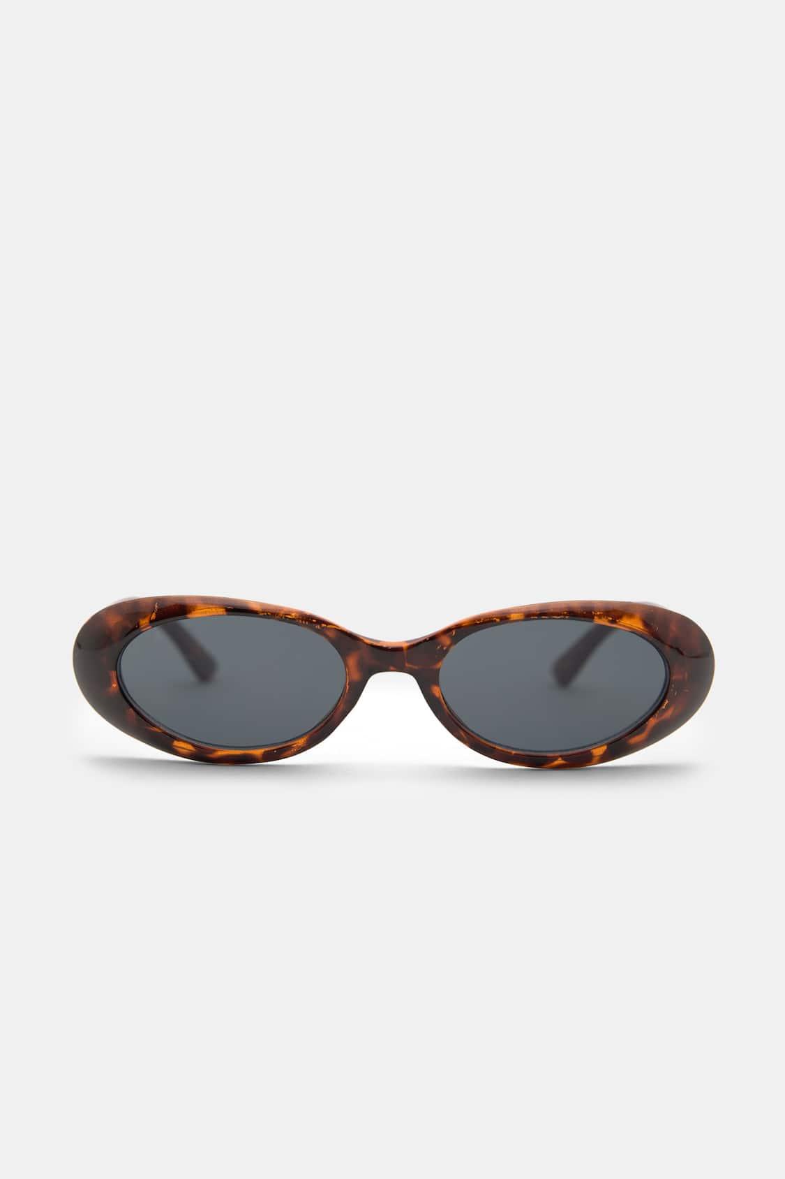 Valenzora | Oval sunglasses in 90s style with vintage charm
