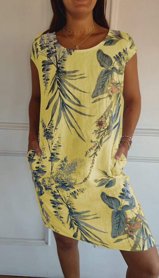 Valenzora | Short sleeves, loose fit, short dress, floral dress