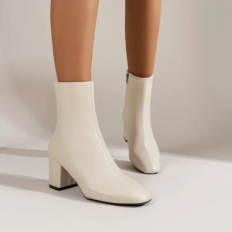 Valenzora | Salomé Stylish Ankle Boots with Block Heel
