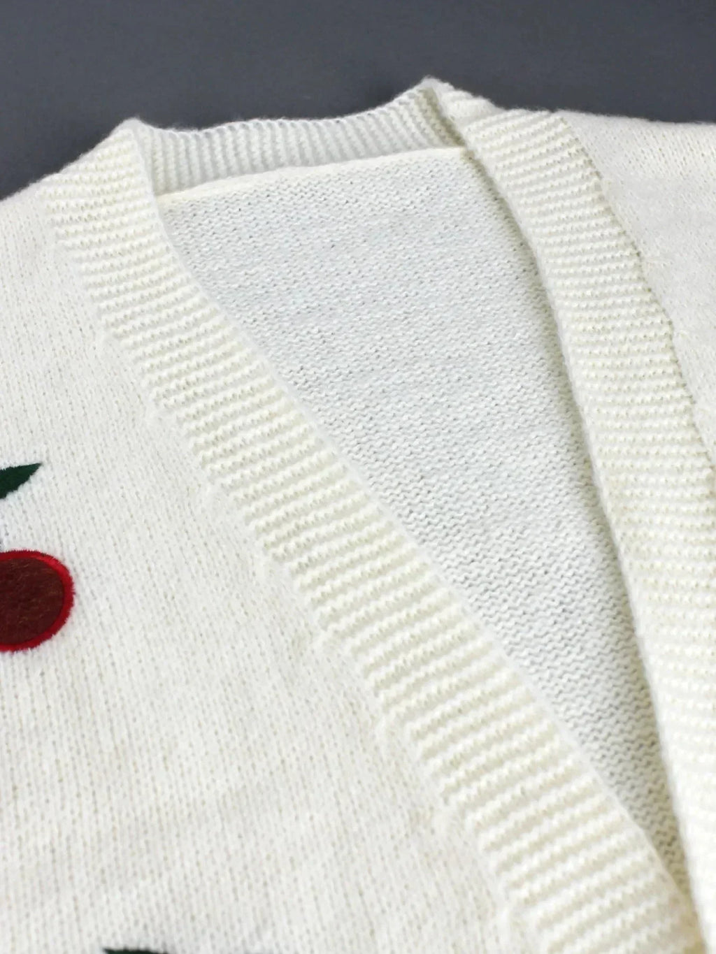 Valenzora | Kirschrot Weiß Dicke Strickjacke Damenjacke