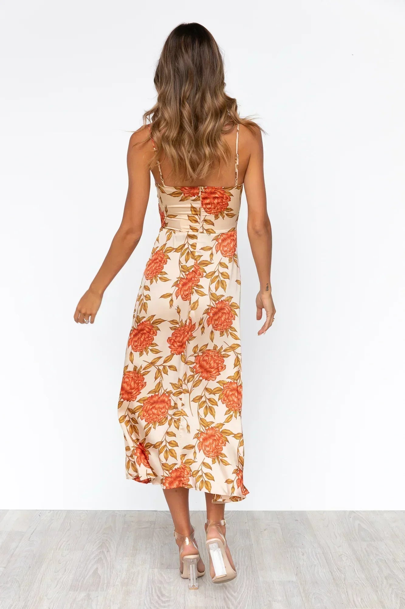 Valenzora | Cocktail dress with a glossy finish