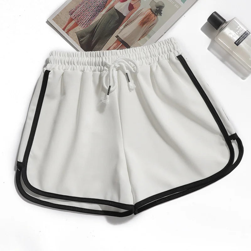 Women's striped shorts with breathable, elastic waistband
