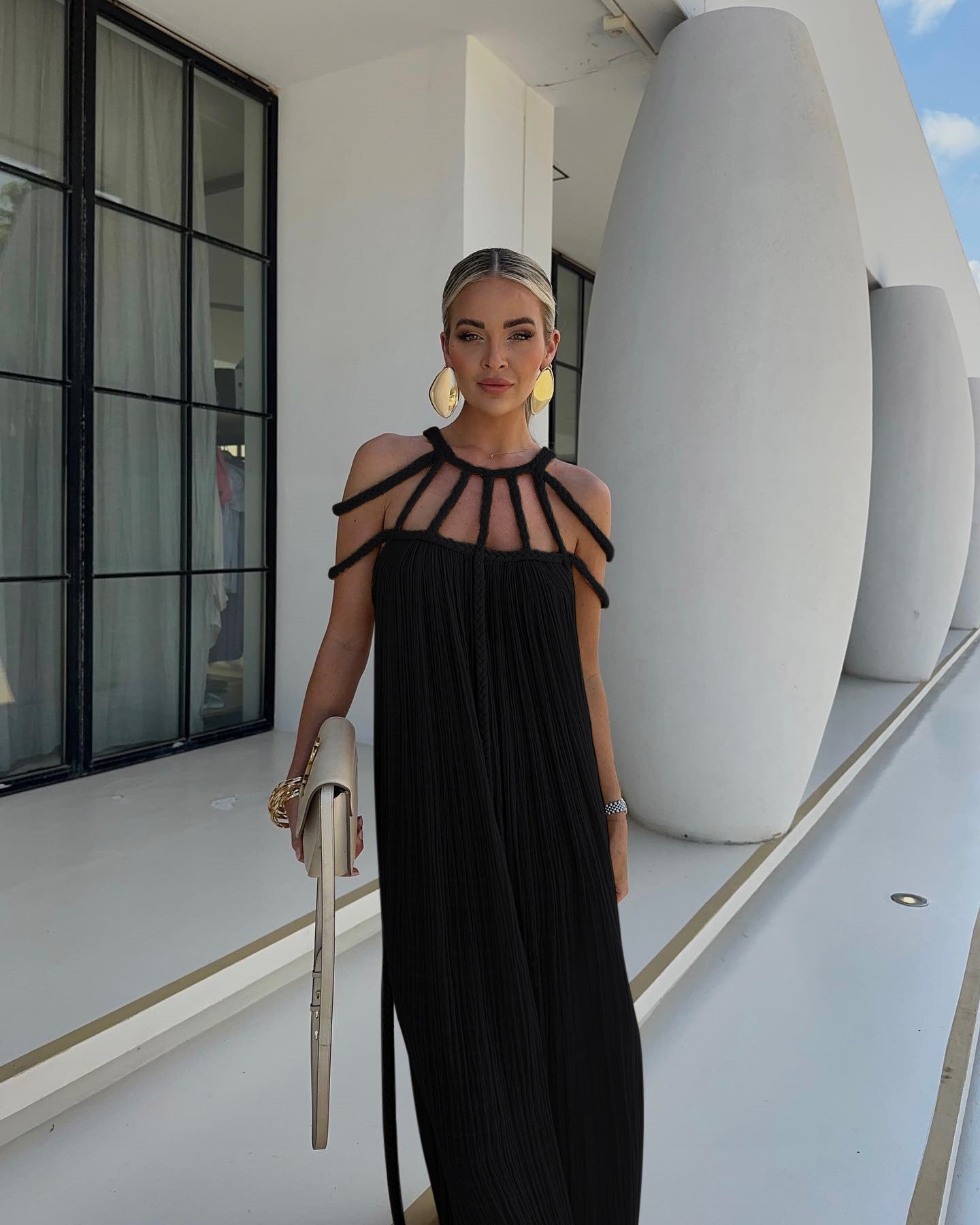 Valenzora | Stunningly elegant party dress
