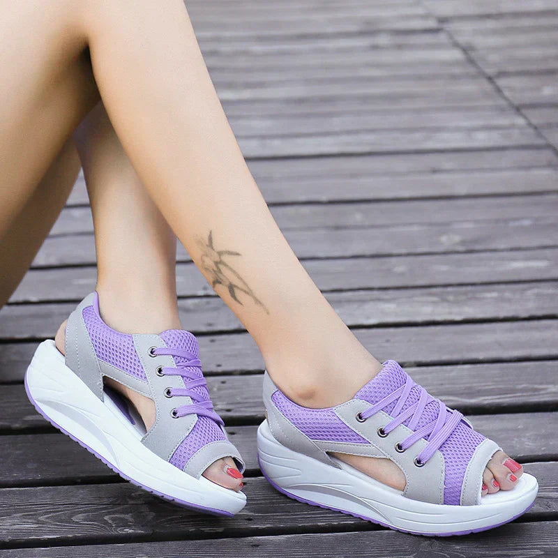 Valenzora - Orthopedic muffin sandals with cutout and lacing