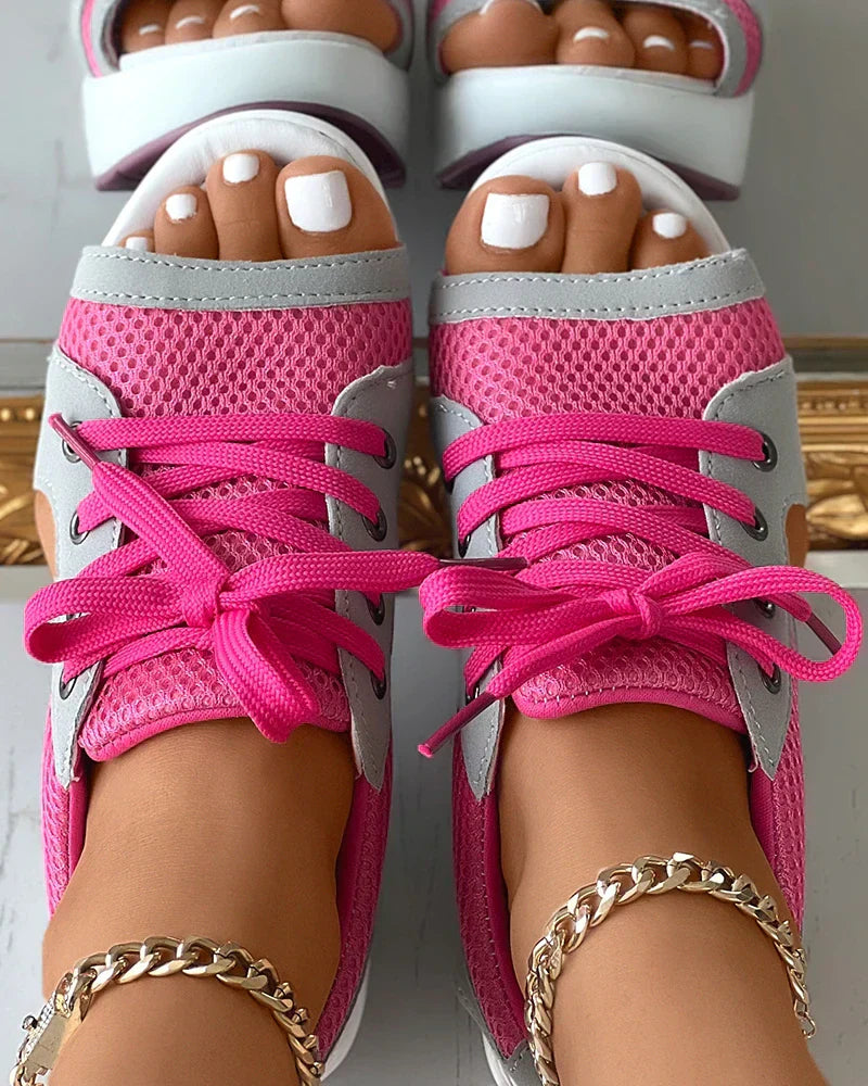 Valenzora - Orthopedic muffin sandals with cutout and lacing