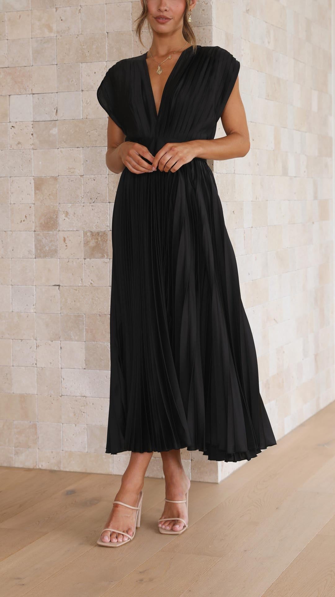 Valenzora | Elektrisch plissiertes, elegantes ärmelloses Kleid