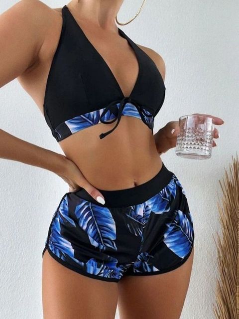 Valenzora | Bikini with leaf print