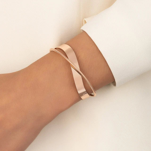 Valenzora | Gold colored mix & match bracelet