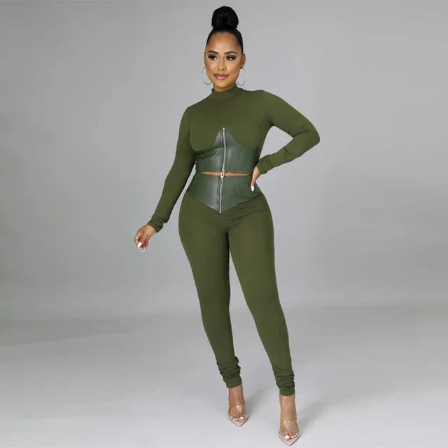 Valenzora | Two-piece set with short faux leather corset and high-waisted trousers
