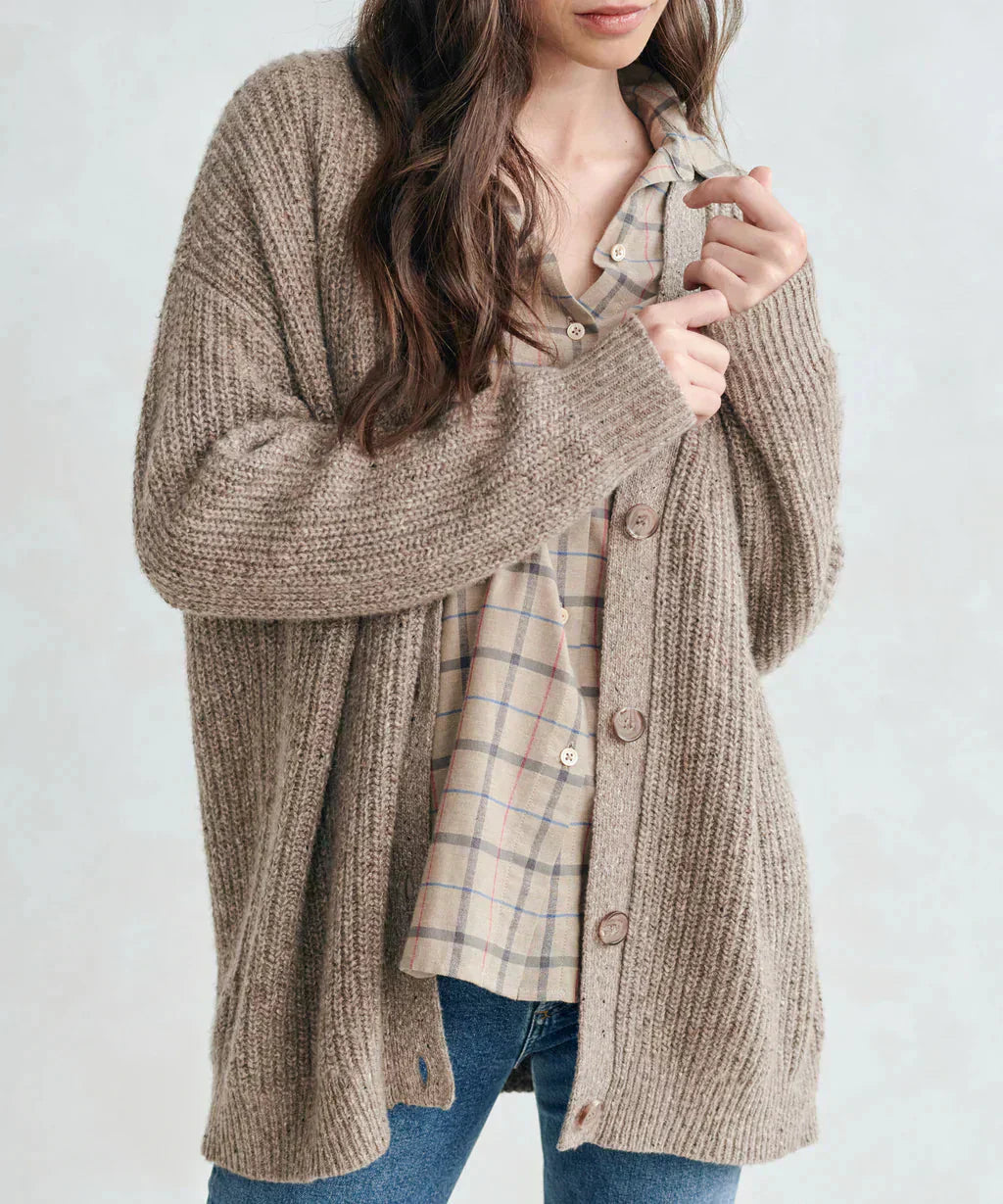 Valenzora | Übergroße Damen-Kaschmir-Strickjacke mit V-Ausschnitt und Knöpfen