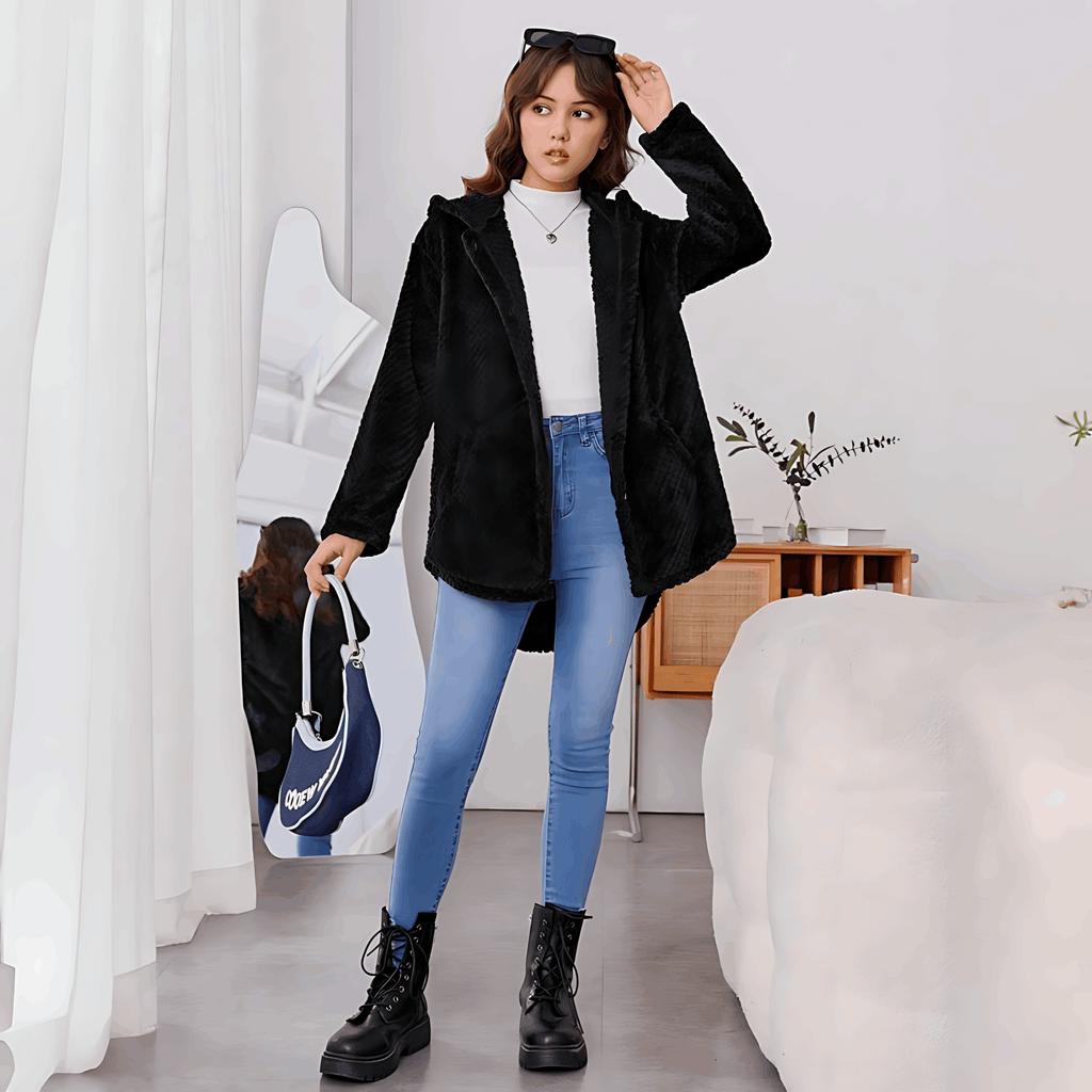 Valenzora | Warme Strickjacke mit weichem Futter und Kapuze für Damen