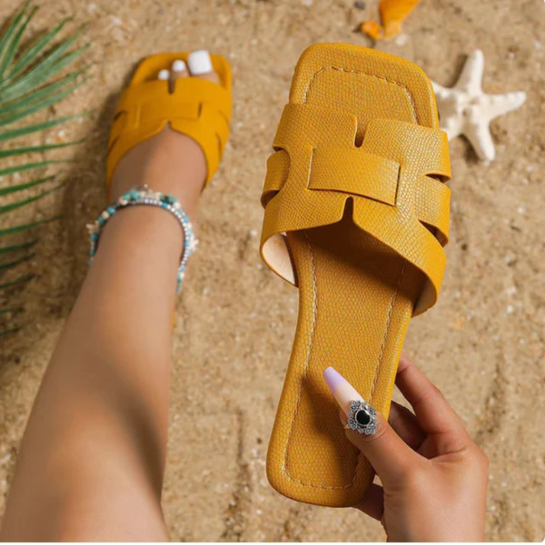 Valenzora | Stylish and versatile sandals for summer