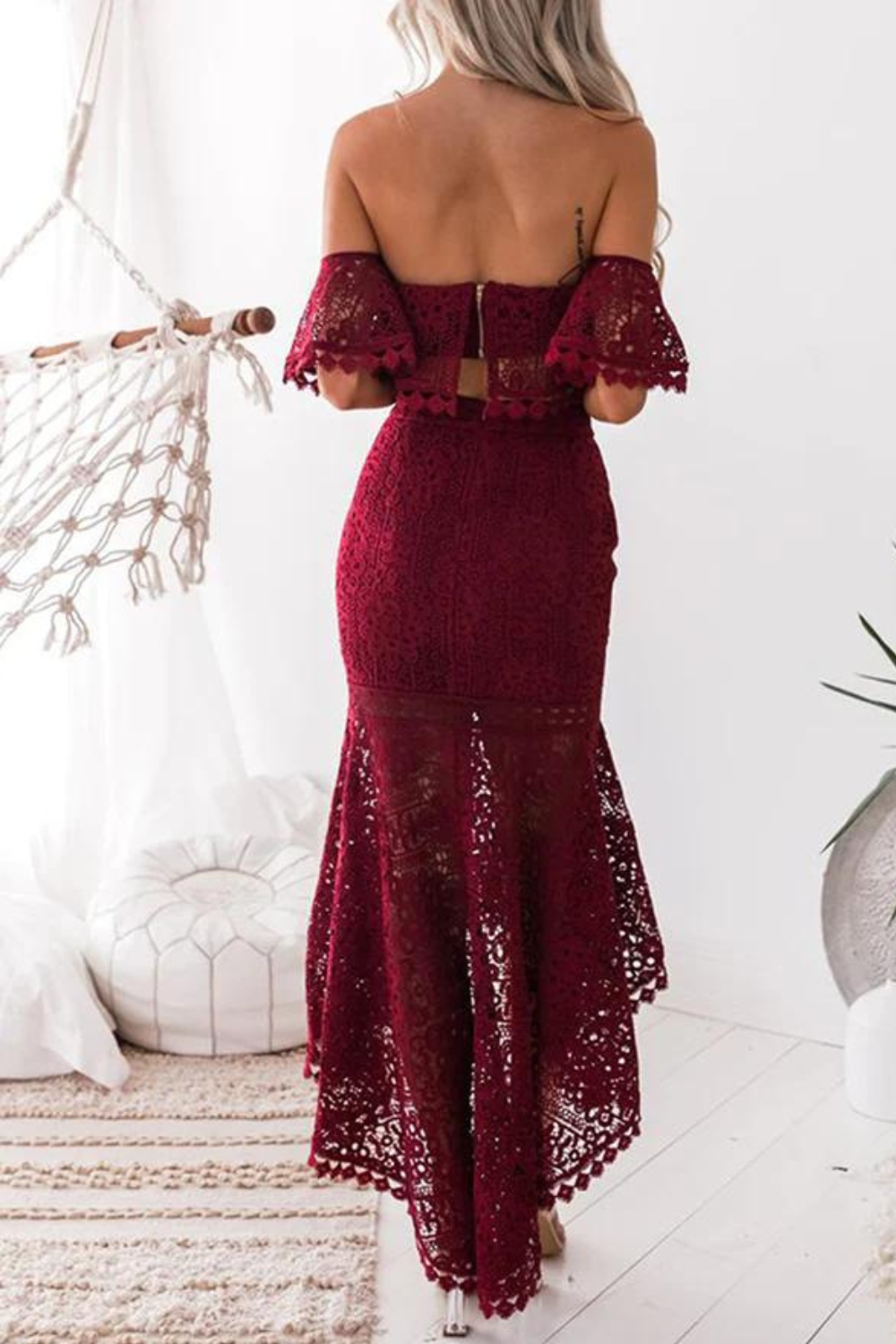 Elegant and seductive dress for women