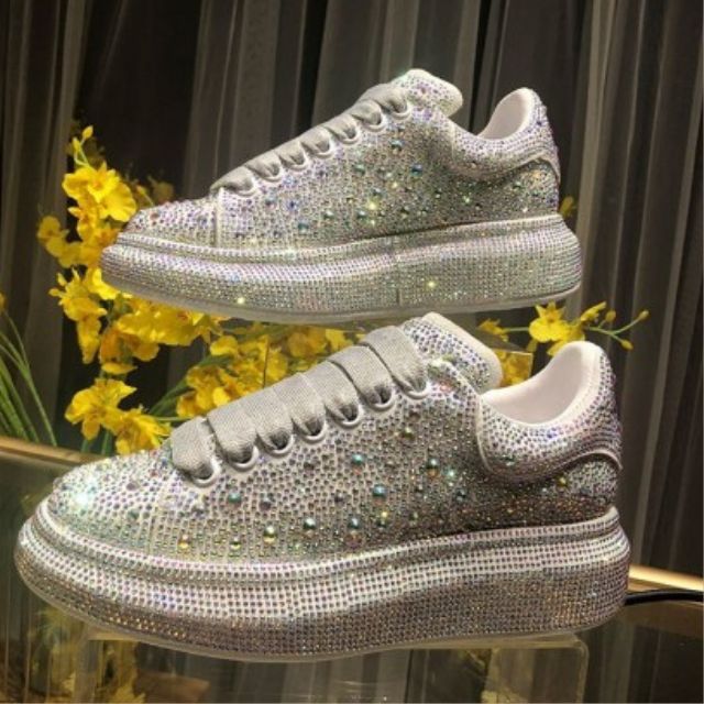 Valenzora | Luxury sports shoes with crystals