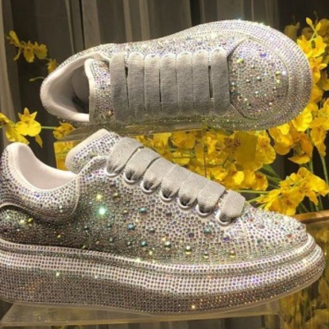 Valenzora | Luxury sports shoes with crystals