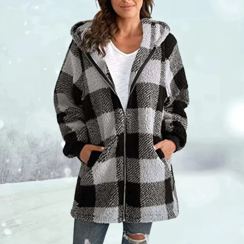 Valenzora | Checkered winter jacket for a timeless look