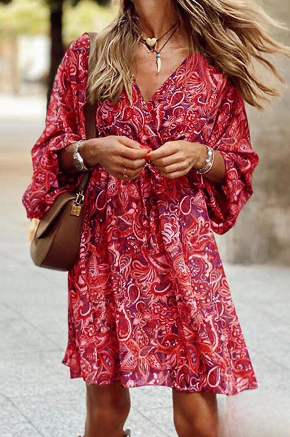 Valenzora | Mini dress with V-neck and floral pattern