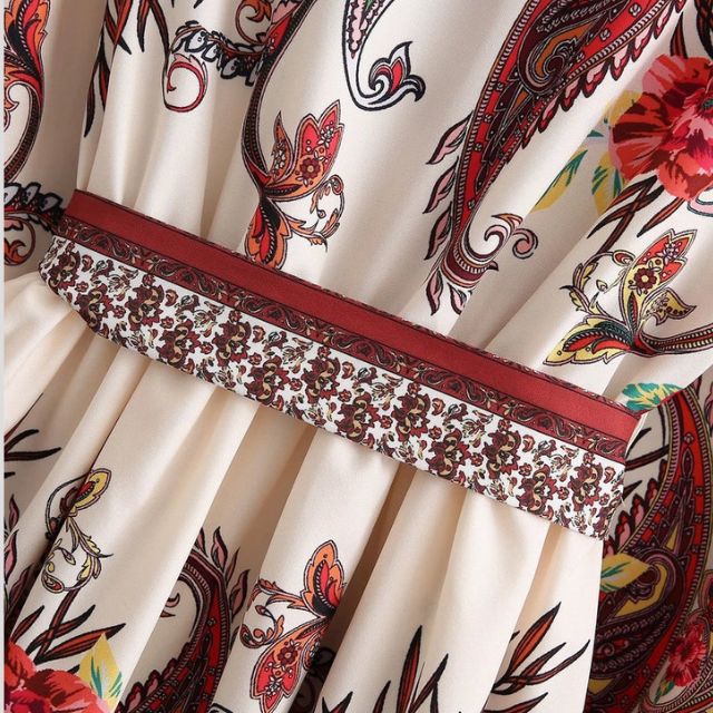 Valenzora | Midi dress with cashmere feel and waist belt