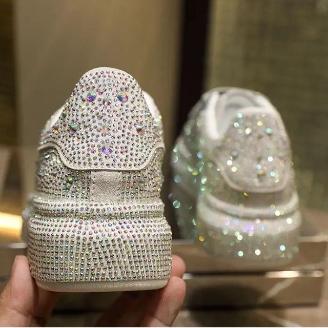Valenzora | Luxury sports shoes with crystals
