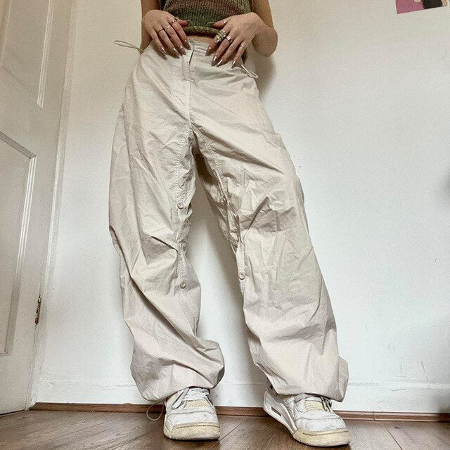 Valenzora Loose Fit Trousers | The latest women's fashion trend for 2026
