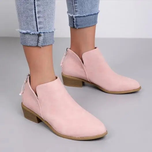 Valenzora | Stylish suede ankle boots with