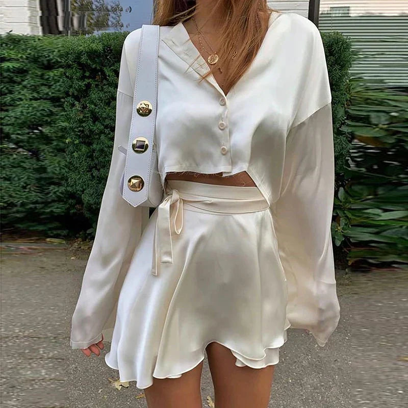 Valenzora | Silky blouse and skirt set with tie belt