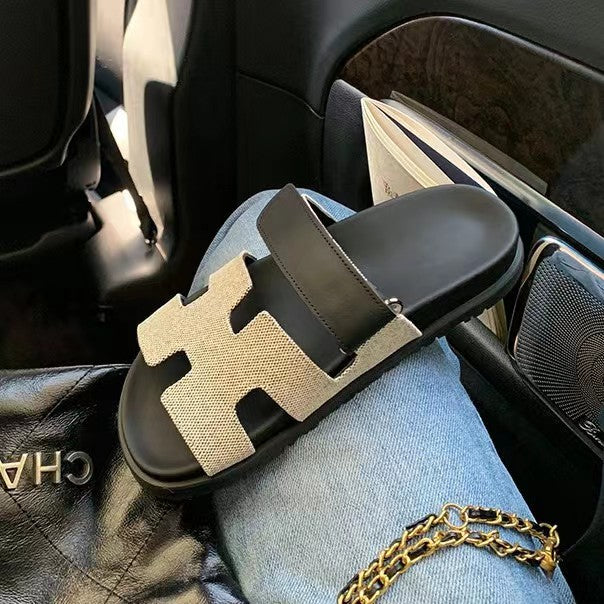Verta™ - Comfortable Roman-style summer sandals with H-shape and Velcro closure