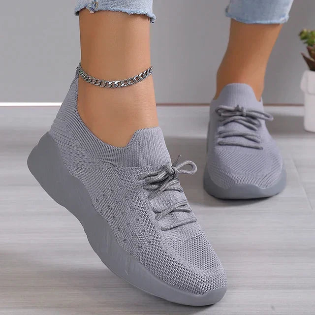 Women's Mesh Breathable Lace-Up Sneakers