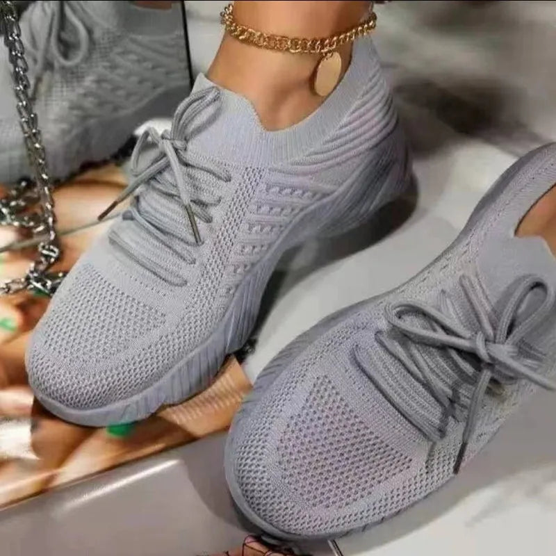Women's Mesh Breathable Lace-Up Sneakers