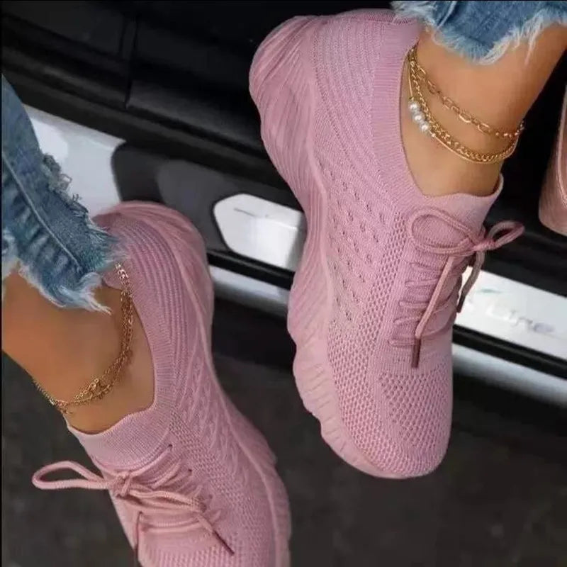 Women's Mesh Breathable Lace-Up Sneakers
