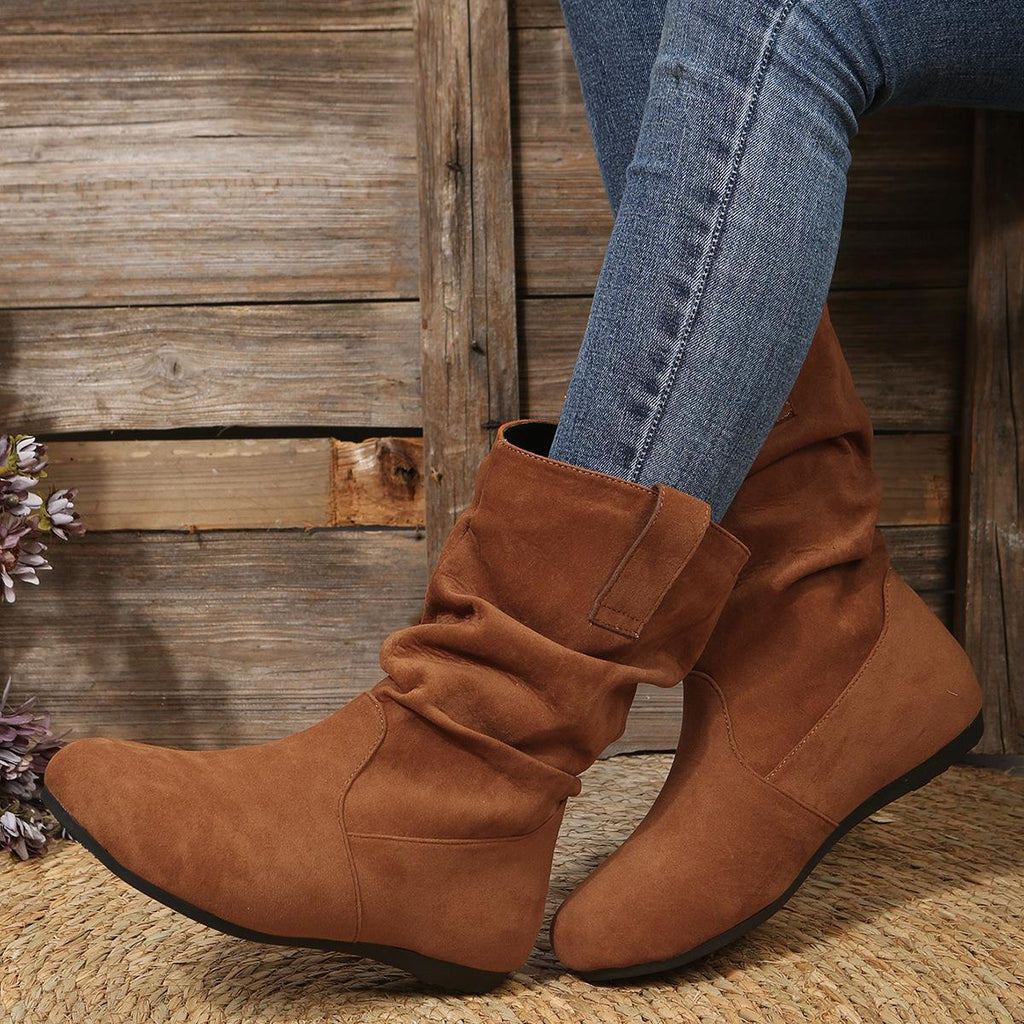 Valenzora | Plush boots with flat soles