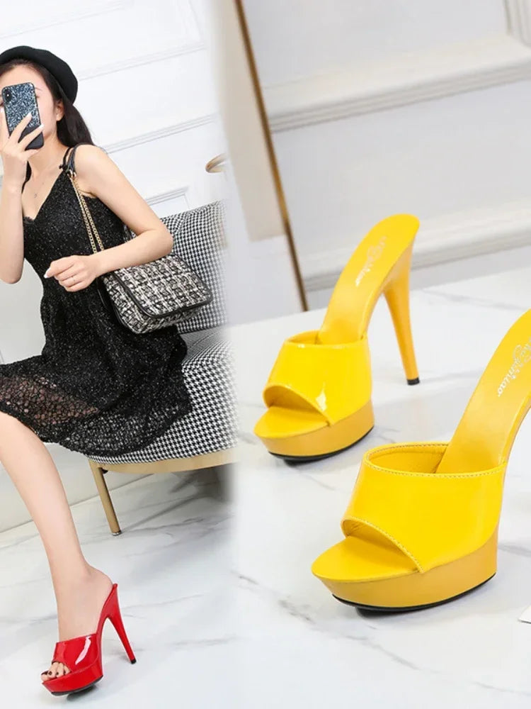 Valenzora | Lackleder High-Heel-Sandalen