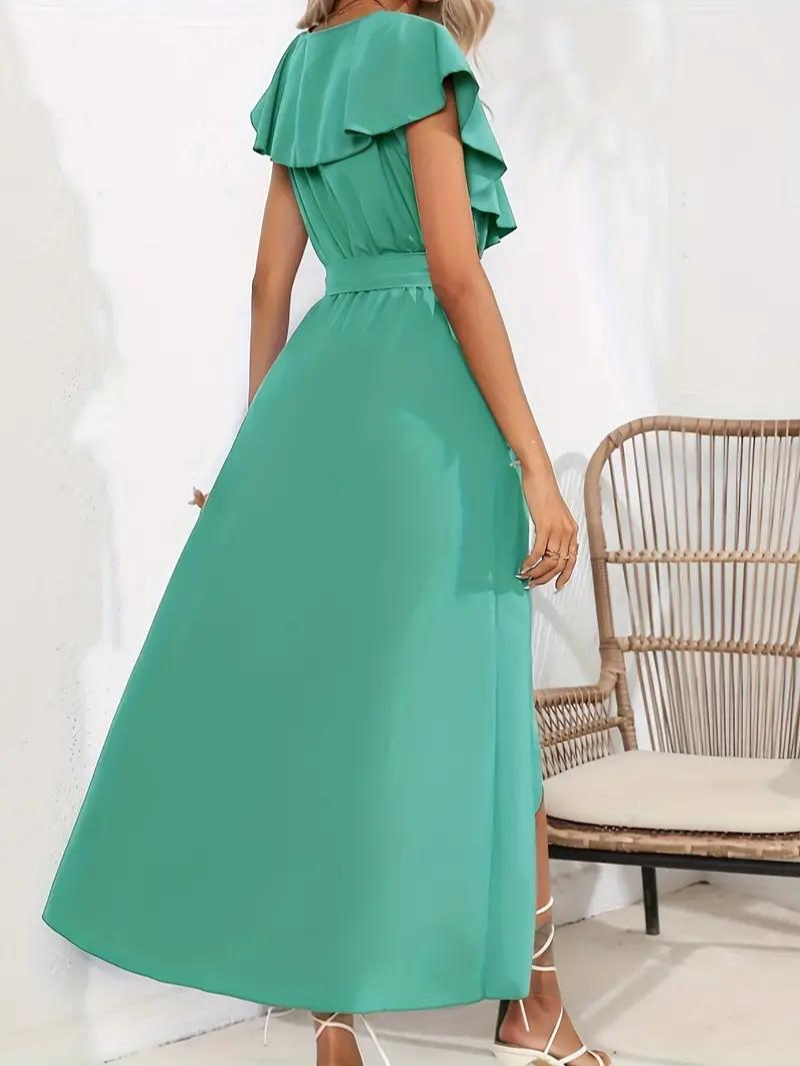 Valenzora | Flowing, elegant V-neck dress