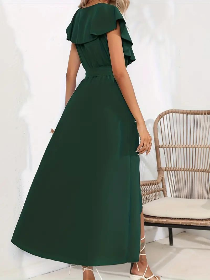 Valenzora | Flowing, elegant V-neck dress