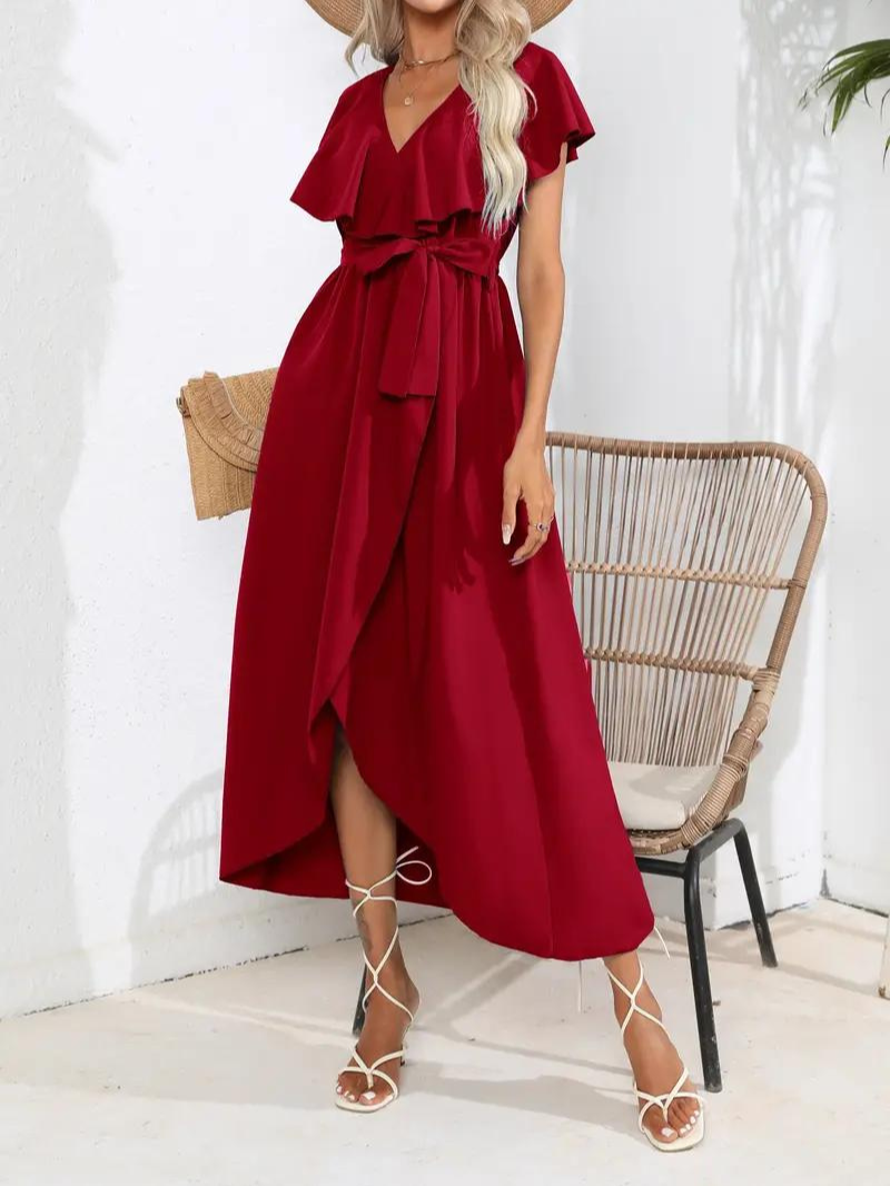 Valenzora | Flowing, elegant V-neck dress