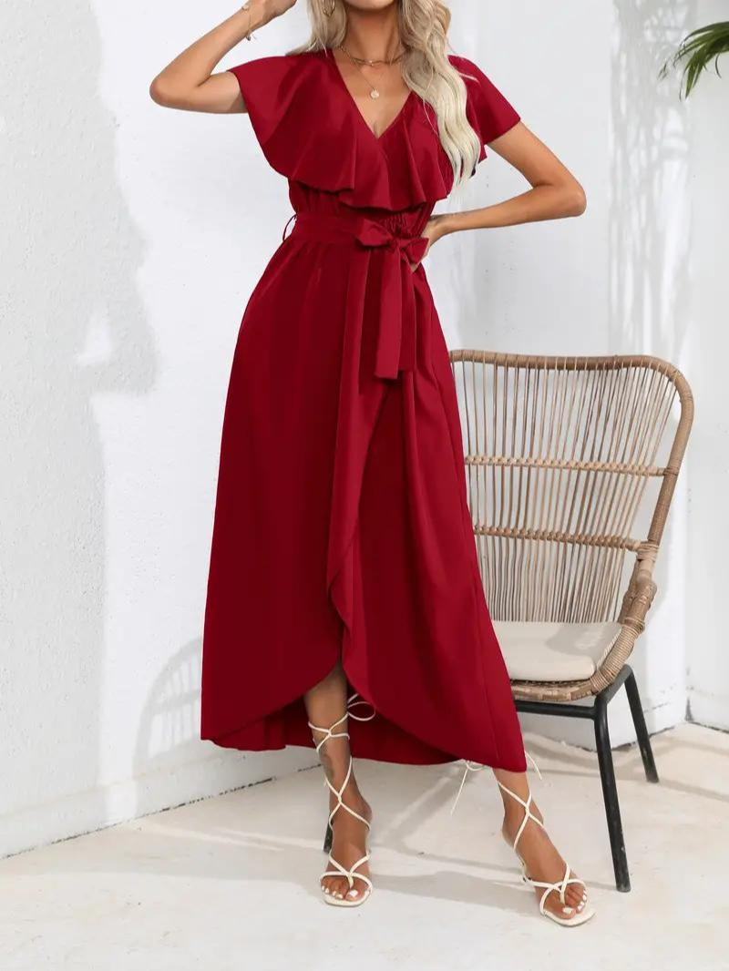 Valenzora | Flowing, elegant V-neck dress