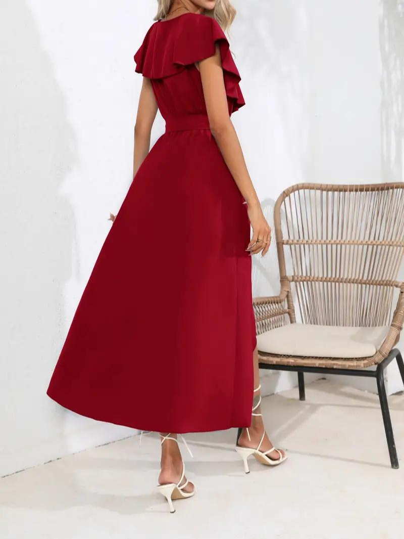 Valenzora | Flowing, elegant V-neck dress