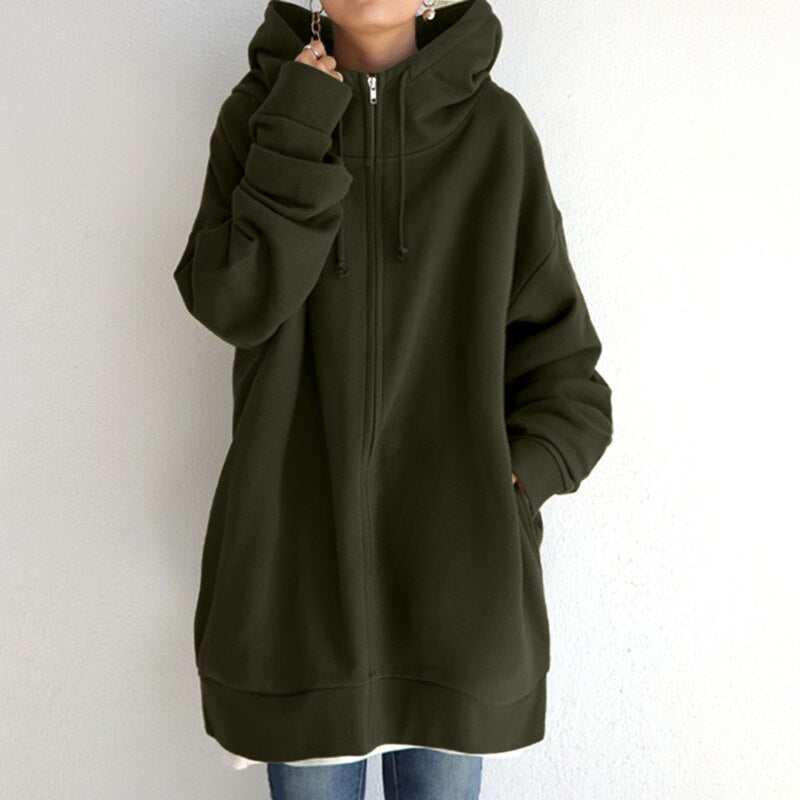 Valenzora | Cozy winter pullover hoodie in plus size