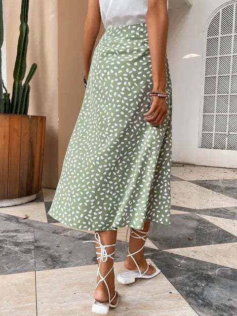 Midi skirt with polka dot pattern