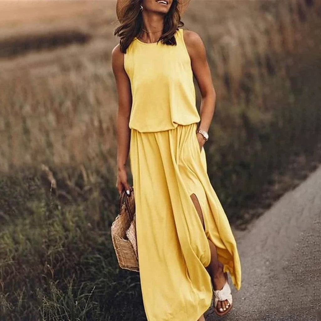 Valenzora - Casual summer dress with slit
