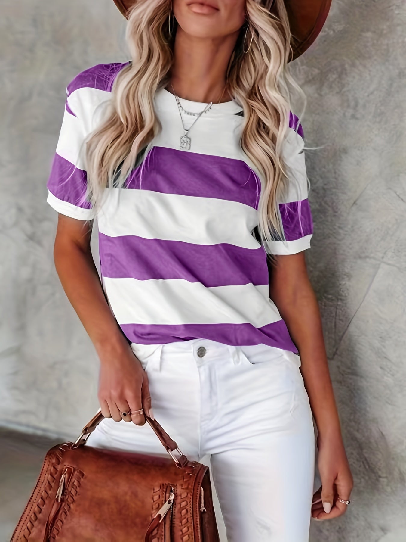 Valenzora | Striped short-sleeved T-shirt for women