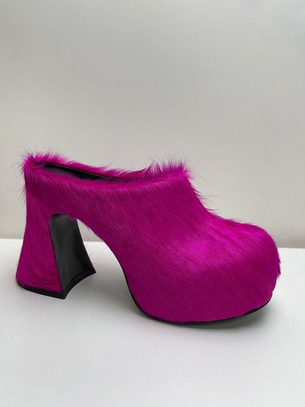 Valenzora | Closed Toe Horsehair Chunky Heel Waterproof Platform Slippers
