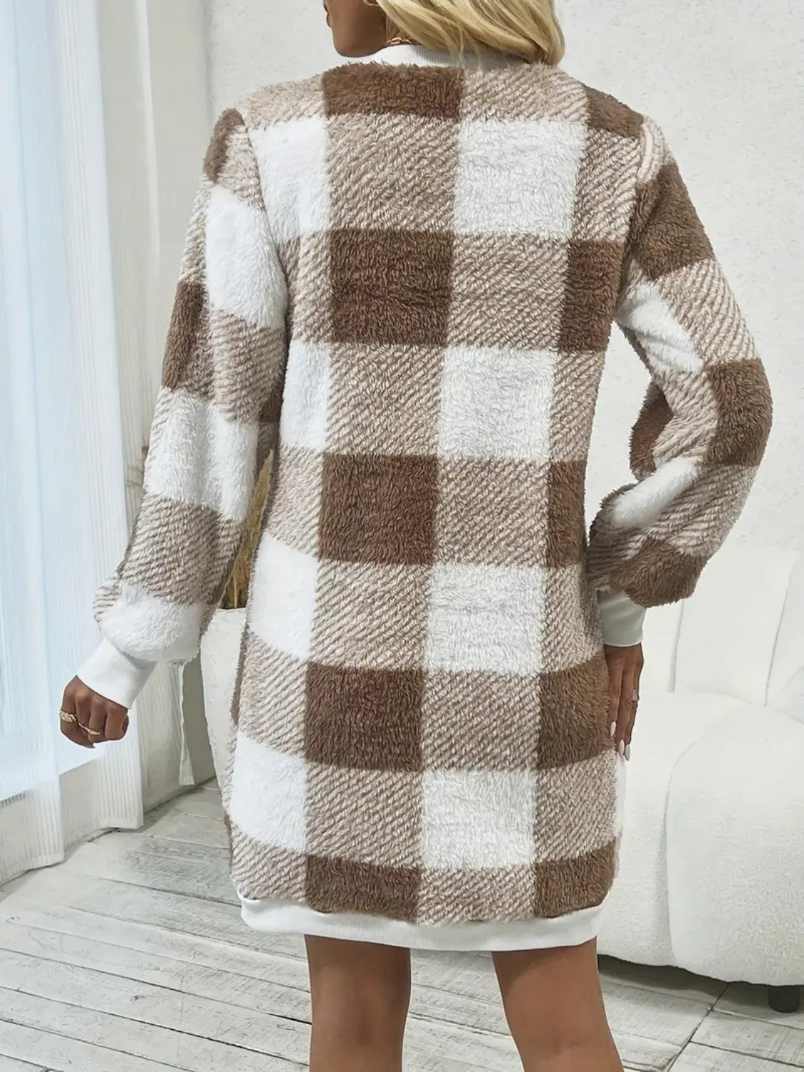 Valenzora | Chic autumn brown checked V-neck sweater dress for women