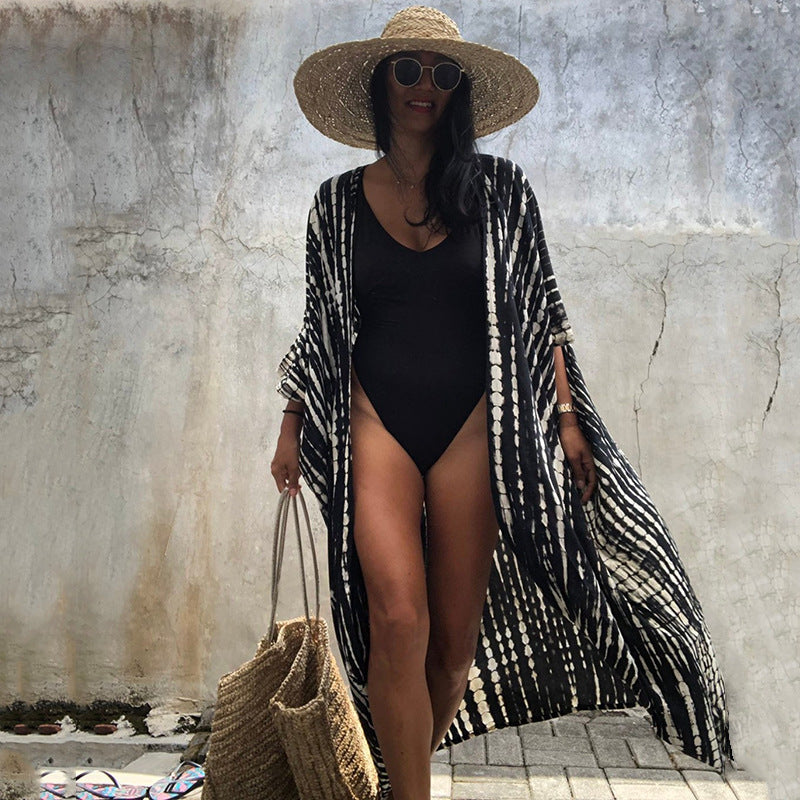 Valenzora | Glamouröses Strandkleid mit Sonnenschutz als Überwurf