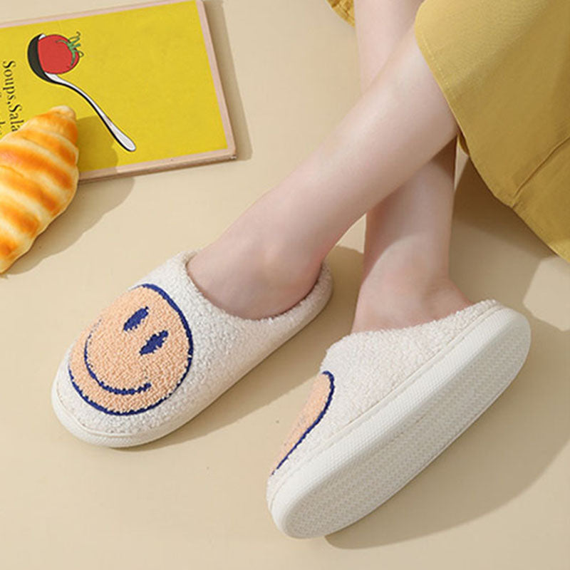 Valenzora Large Smiley Pattern Fur Slippers