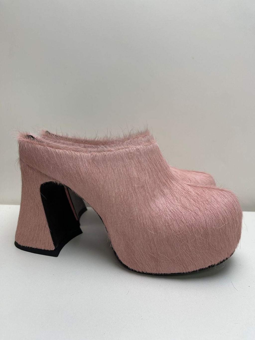Valenzora | Closed Toe Horsehair Chunky Heel Waterproof Platform Slippers