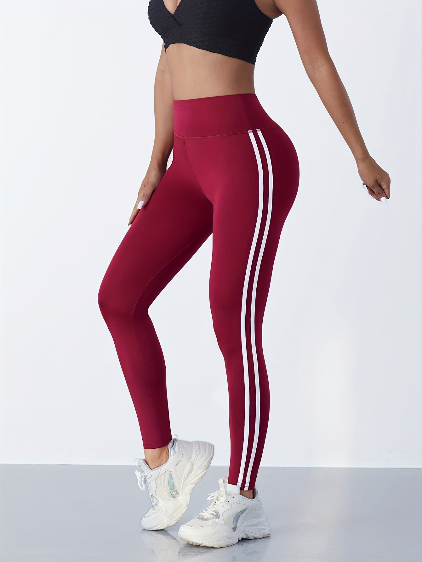 Valenzora | Moisture-wicking yoga leggings with a high waistband