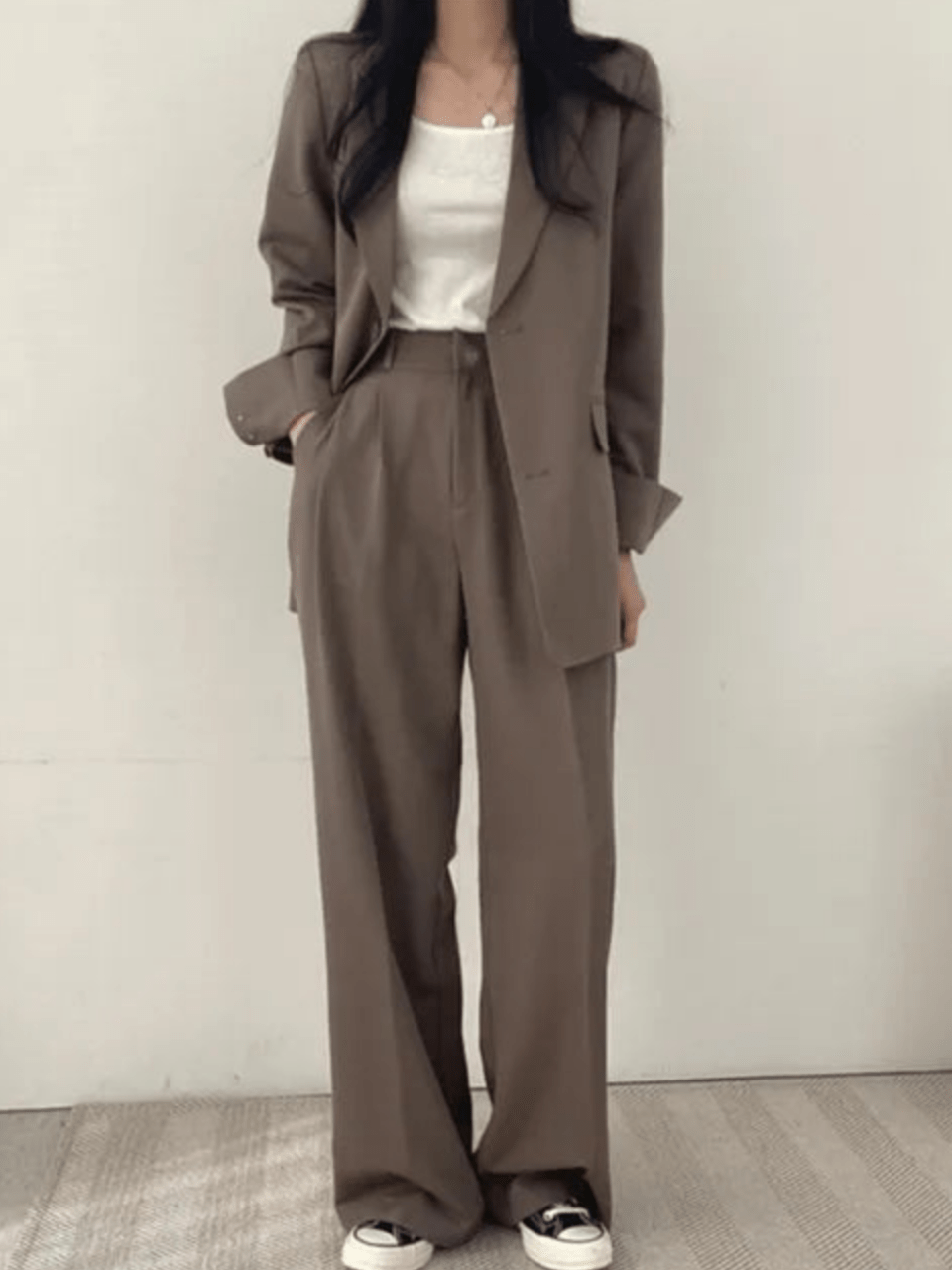 Valenzora | Two-piece women's suit, pantsuit, casual suit