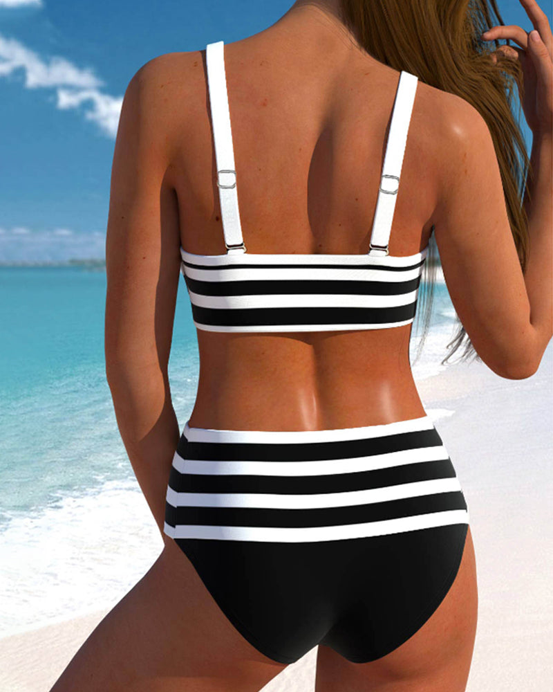 Valenzora | Eleganter, farbenfroher Sommerbikini